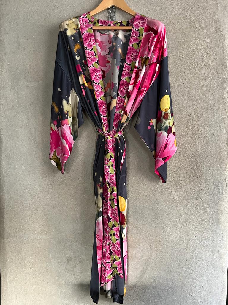 Luxe Winter Floral Kimono Jacket - Sealed with a Kiss